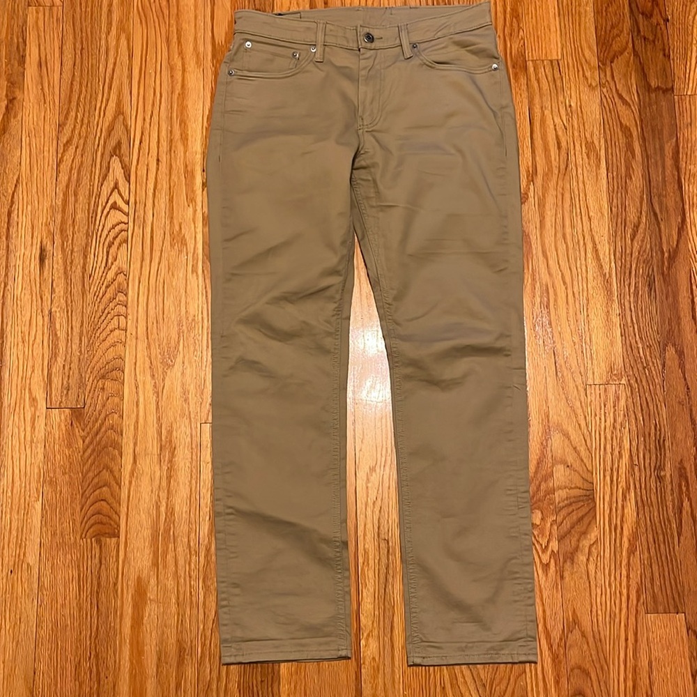 Levi’s 511 W32 L30 l Khaki | Commuter series